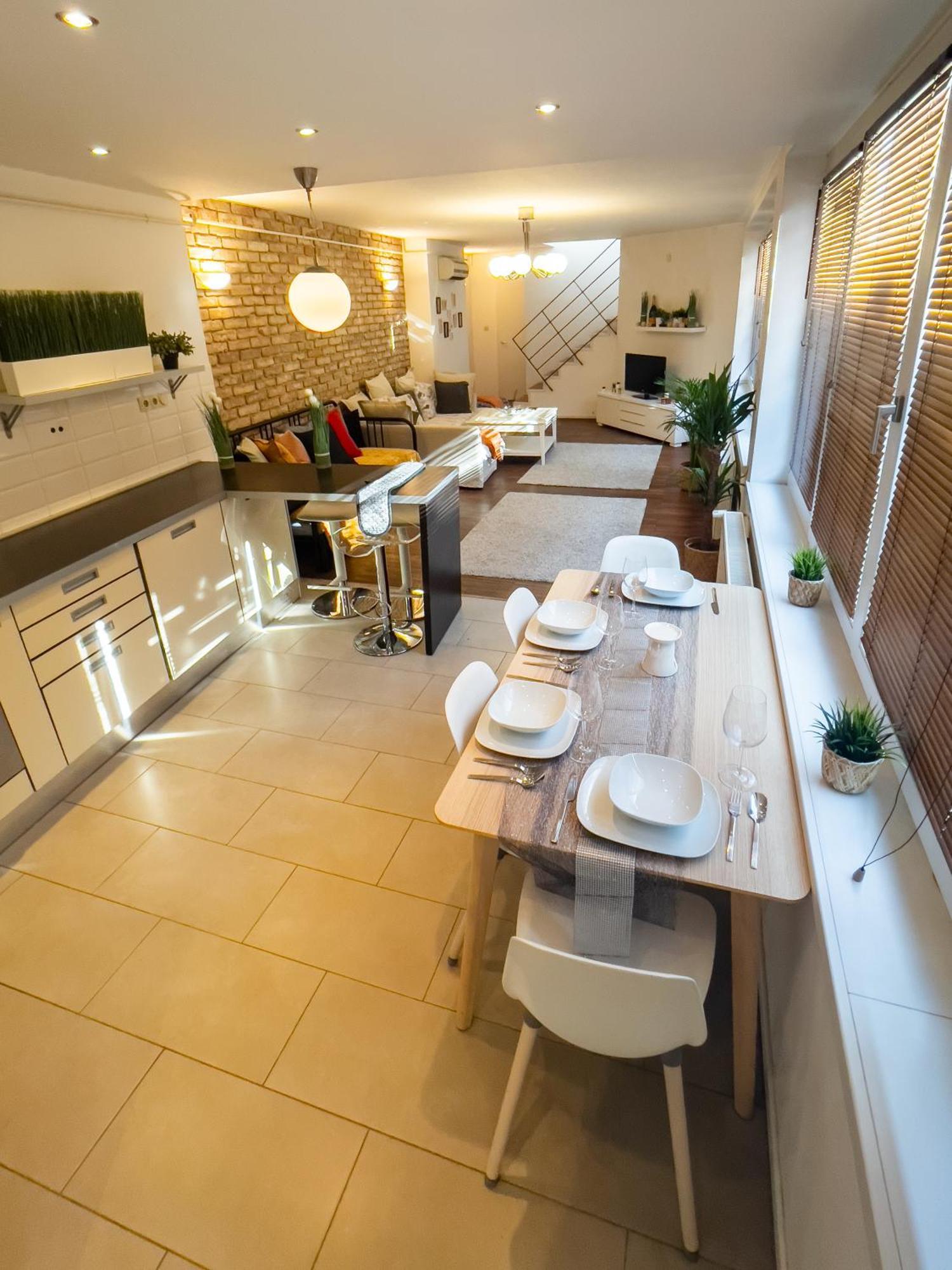 Luxurious Penthouse In The Heart Of 부다페스트 외부 사진