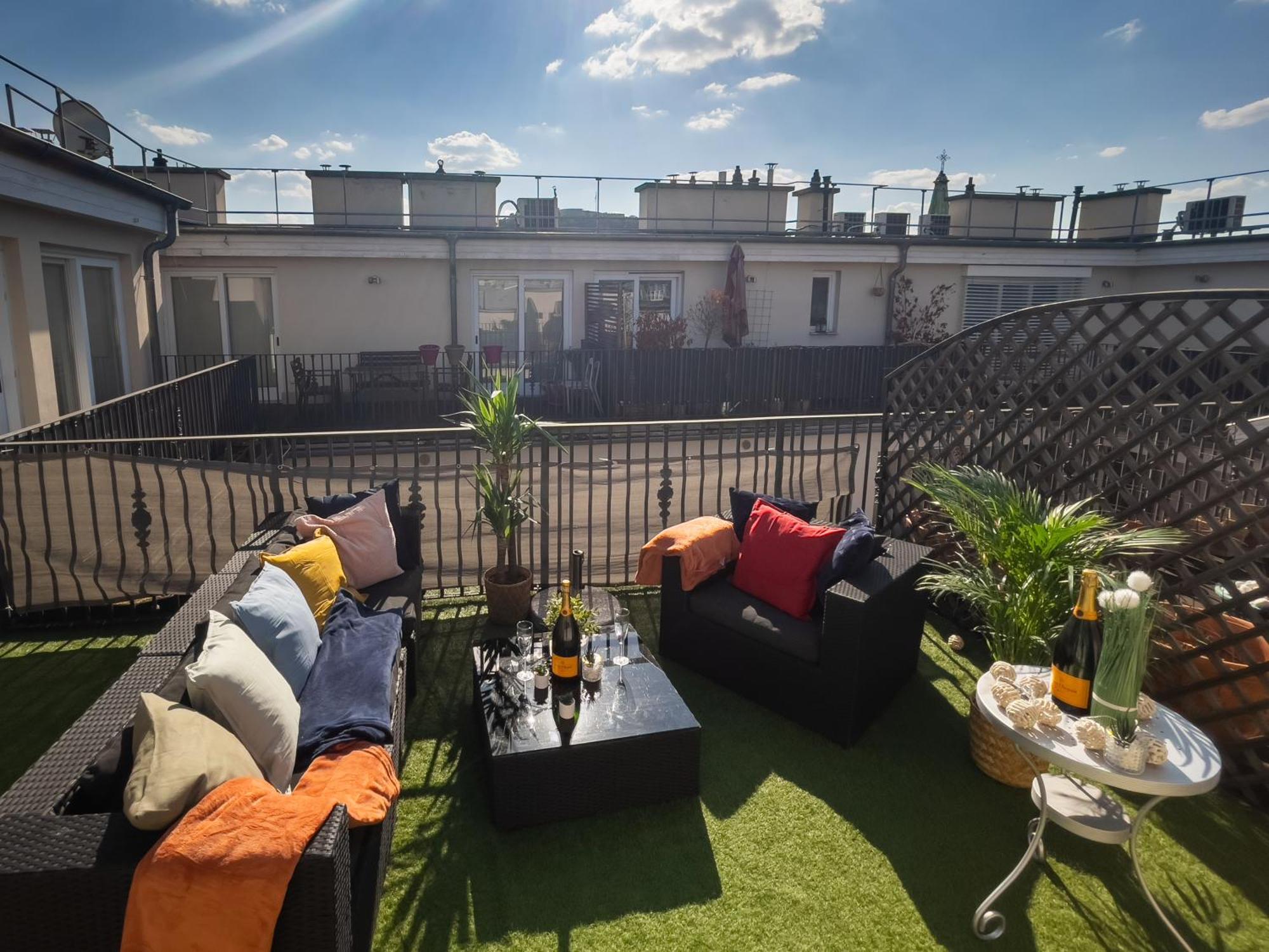 Luxurious Penthouse In The Heart Of 부다페스트 외부 사진